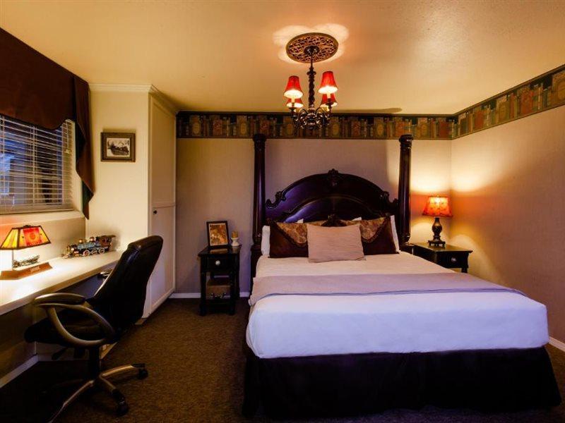 Strawberry Valley Inn Маунт-Шаста Экстерьер фото